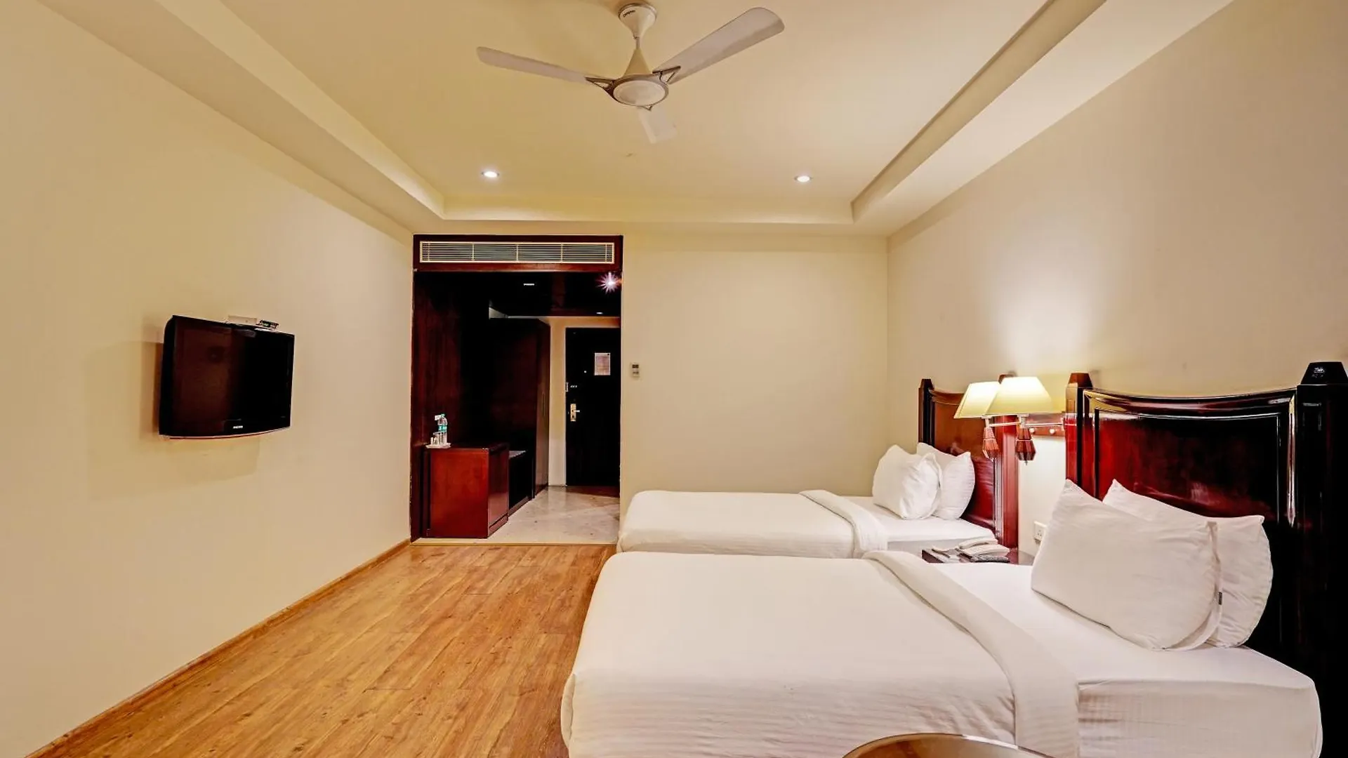 Hotel Ssd Tork Plaza Near Igi Airport Delhi New Delhi 4*,  India